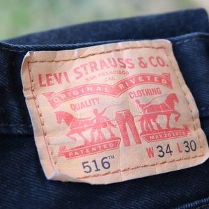 Black 516 Levi Jeans
